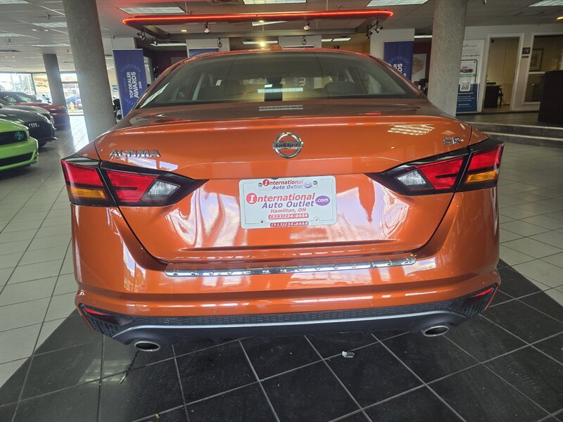 Used 2022 Nissan Altima 2.5 SR FWD image 5