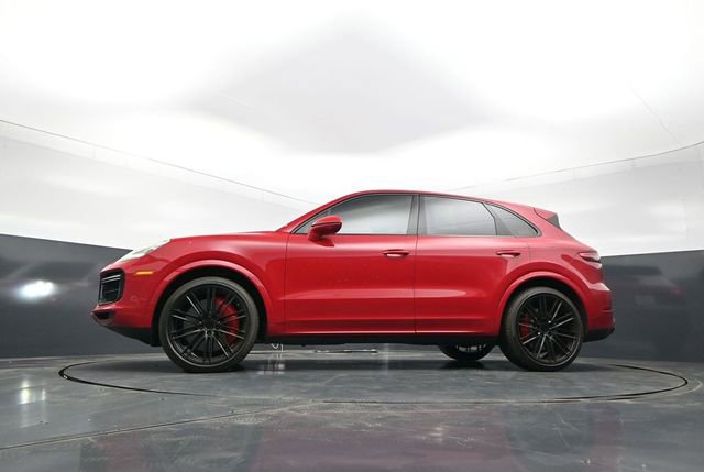 Used 2023 Porsche Cayenne Turbo w/ Premium Package Plus AWD/4WD image 24
