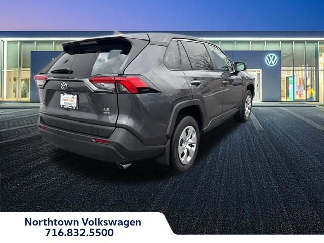 Used 2023 Toyota RAV4 LE image 3