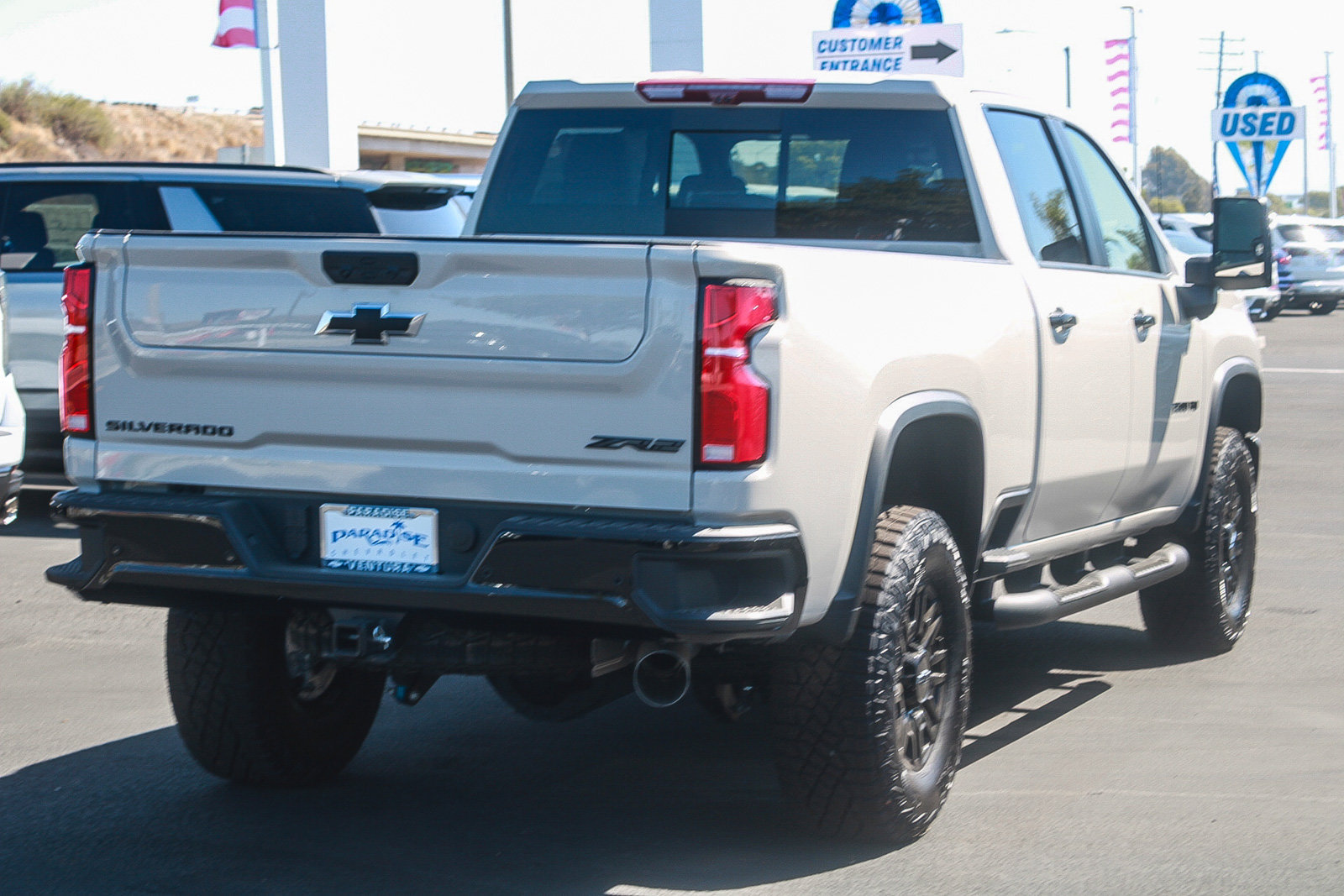 New 2026 Chevrolet Silverado 2500 ZR2 w/ LPO, Dark Essentials Package AWD/4WD image 4