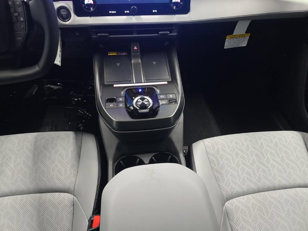 New 2026 Subaru Solterra w/ Limited Package AWD/4WD image 12