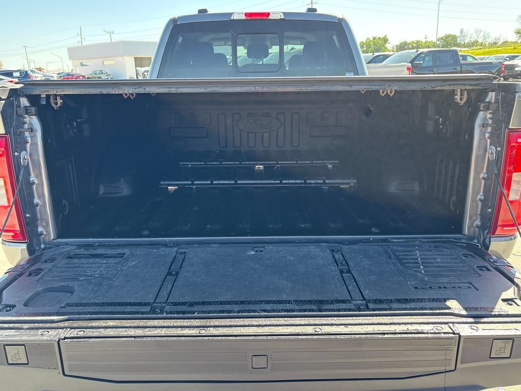 Used 2022 Ford F150 XLT w/ Equipment Group 302A High AWD/4WD image 22