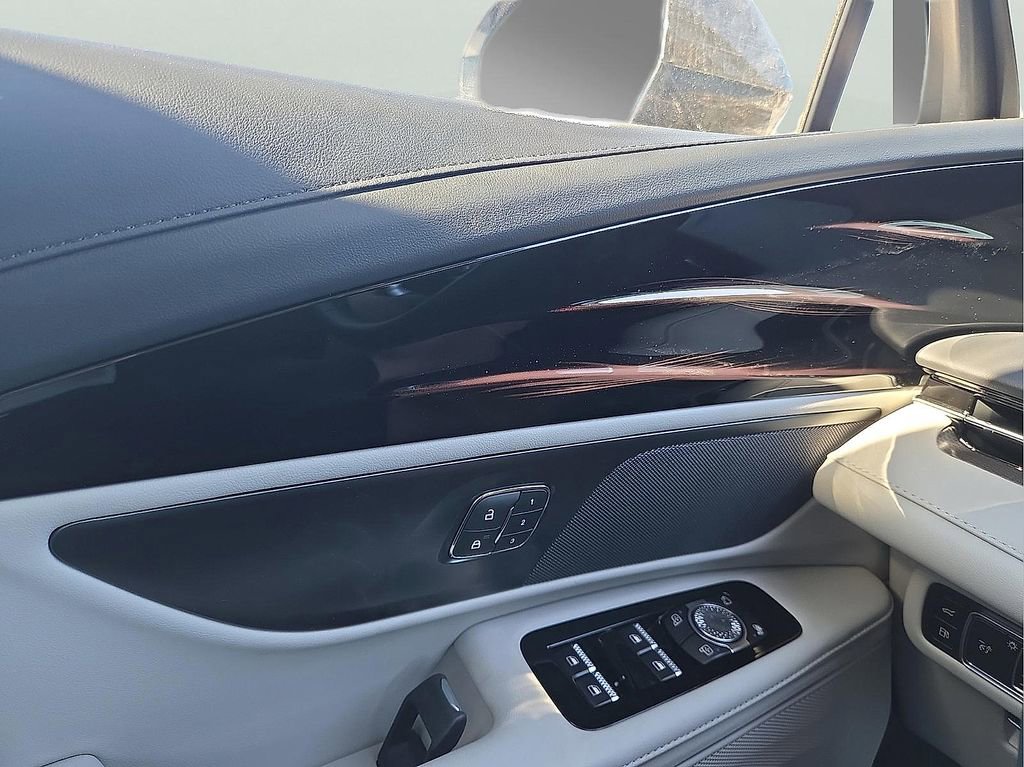 New 2026 Lincoln Nautilus Premier AWD/4WD image 17