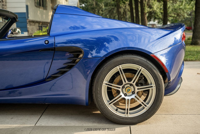 Used 2006 Lotus Elise RWD image 5
