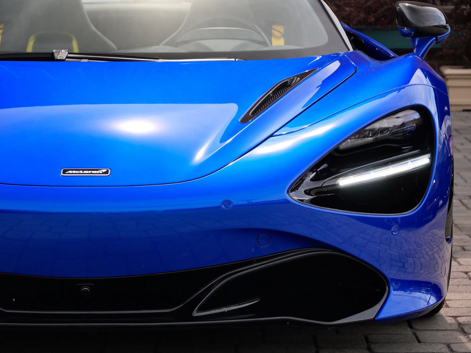 Used 2022 McLaren 720S Luxury RWD image 6