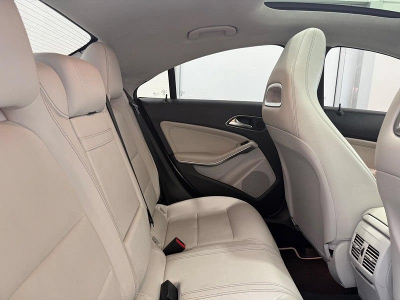 Used 2019 Mercedes-Benz CLA 250 4MATIC image 8