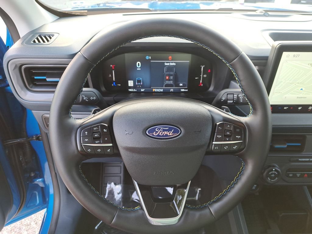 Used 2025 Ford Maverick Lobo image 18