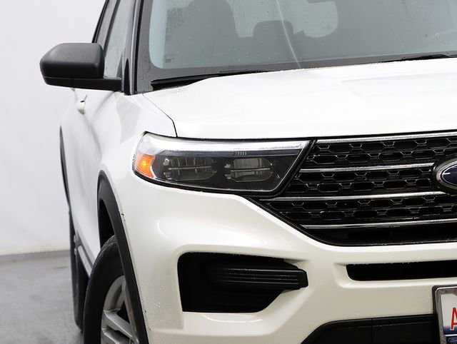 Certified 2022 Ford Explorer XLT image 4