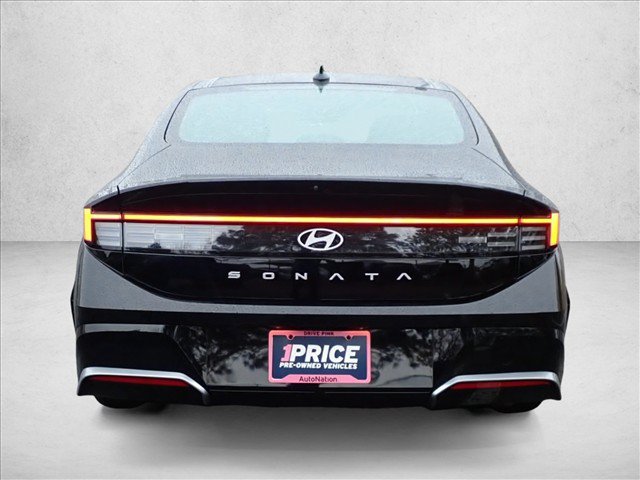 Used 2024 Hyundai Sonata SEL w/ Convenience Package FWD image 3