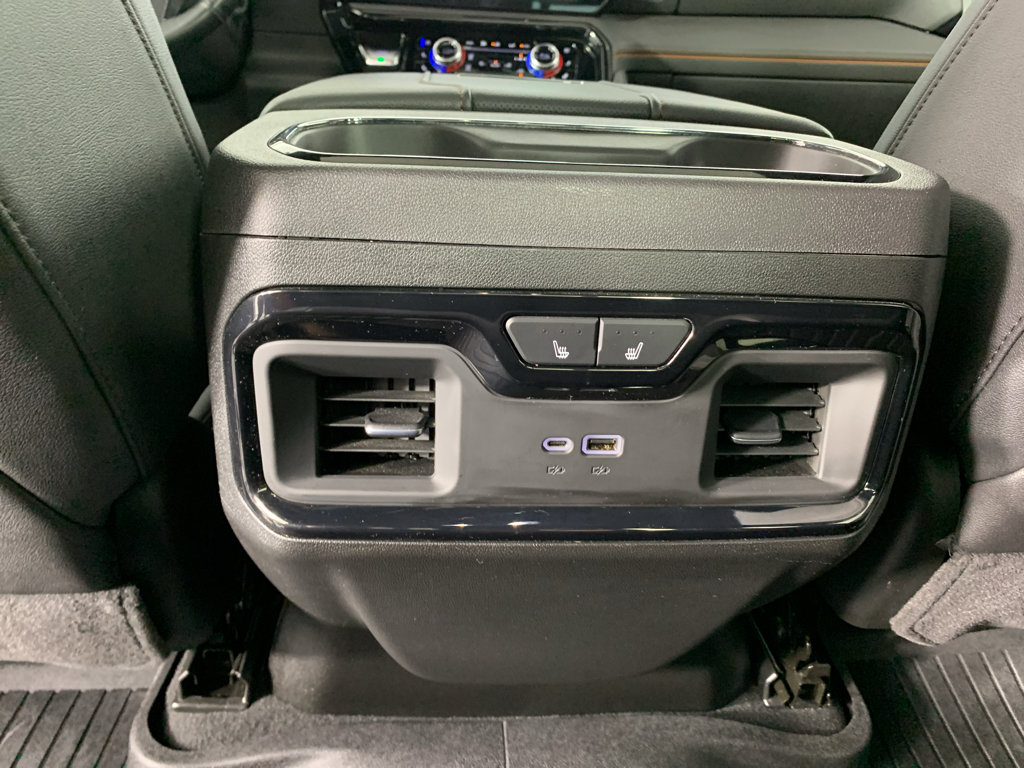 Used 2025 GMC Sierra 2500 AT4 w/ AT4 Premium Plus Package AWD/4WD image 31
