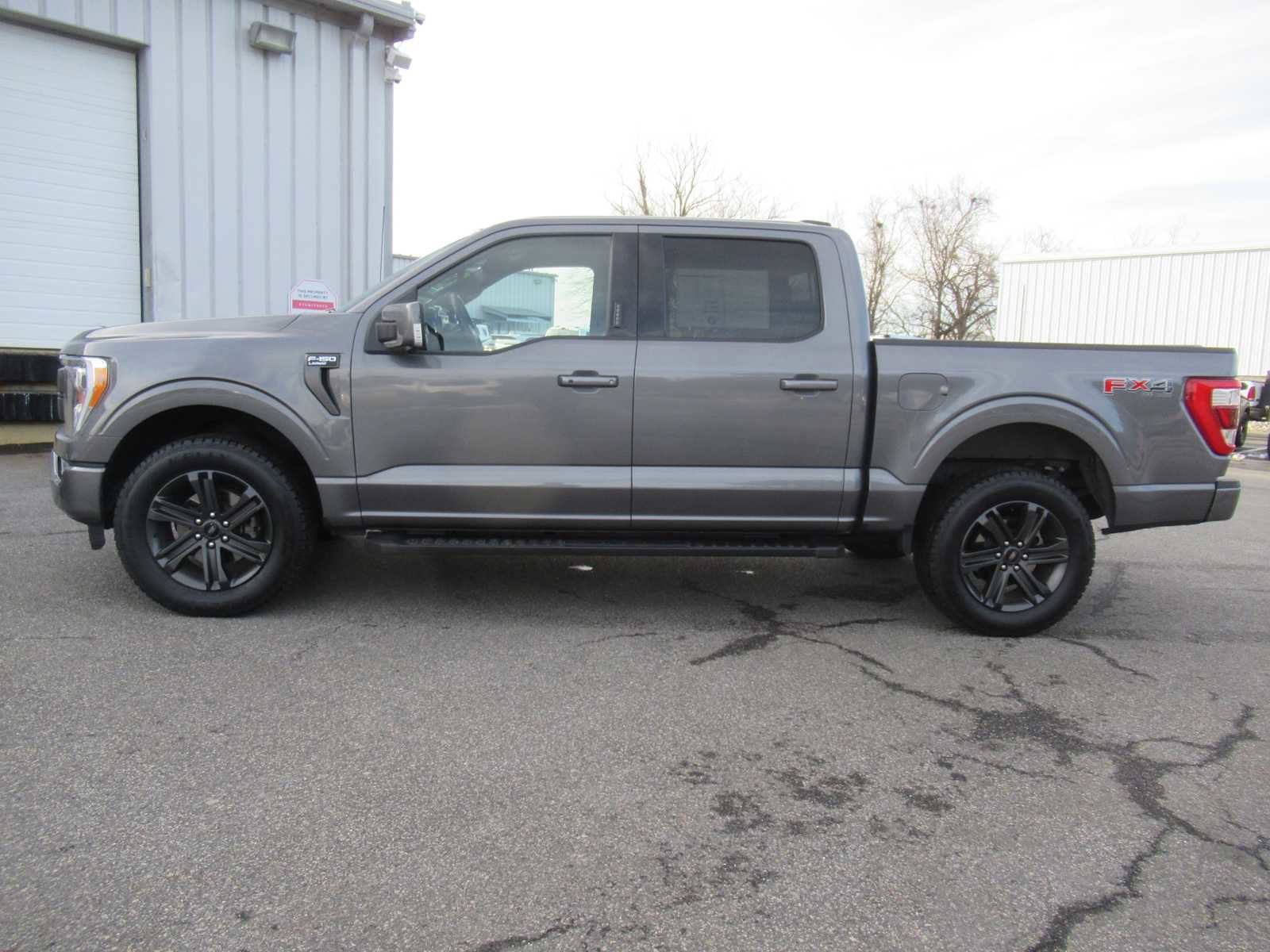 Used 2023 Ford F150 Lariat image 8