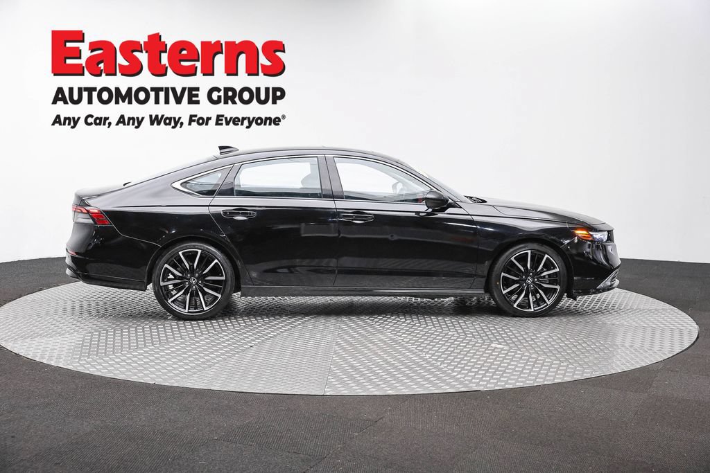 Used 2023 Honda Accord Touring image 4