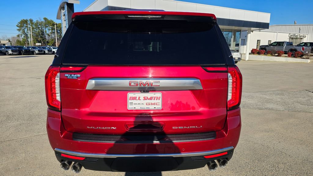 Used 2022 GMC Yukon XL Denali w/ Denali Ultimate Package image 4