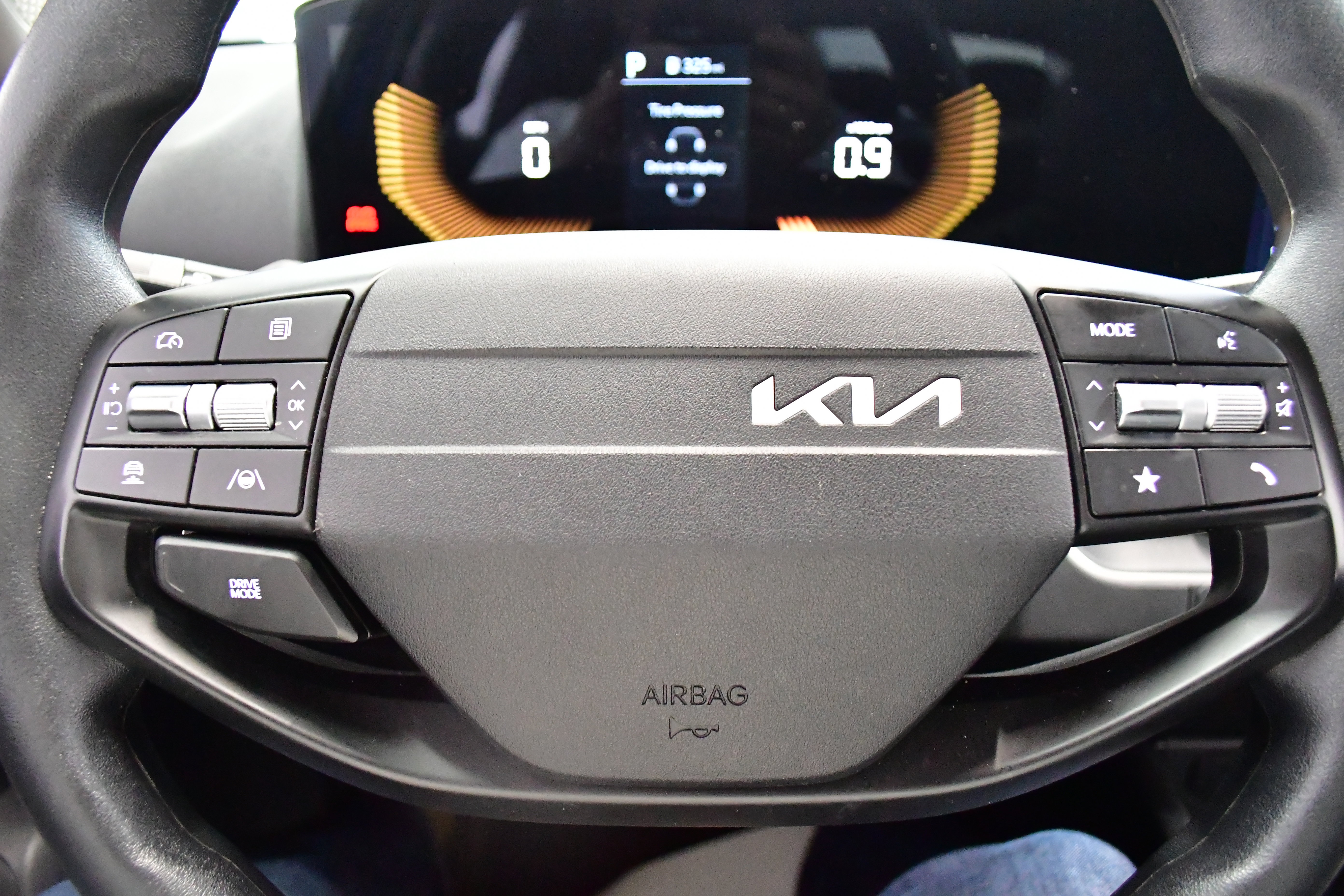 Used 2025 Kia K4 FWD image 17