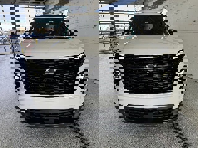 New 2026 Chevrolet Traverse LT w/ Midnight/Sport Edition image 3