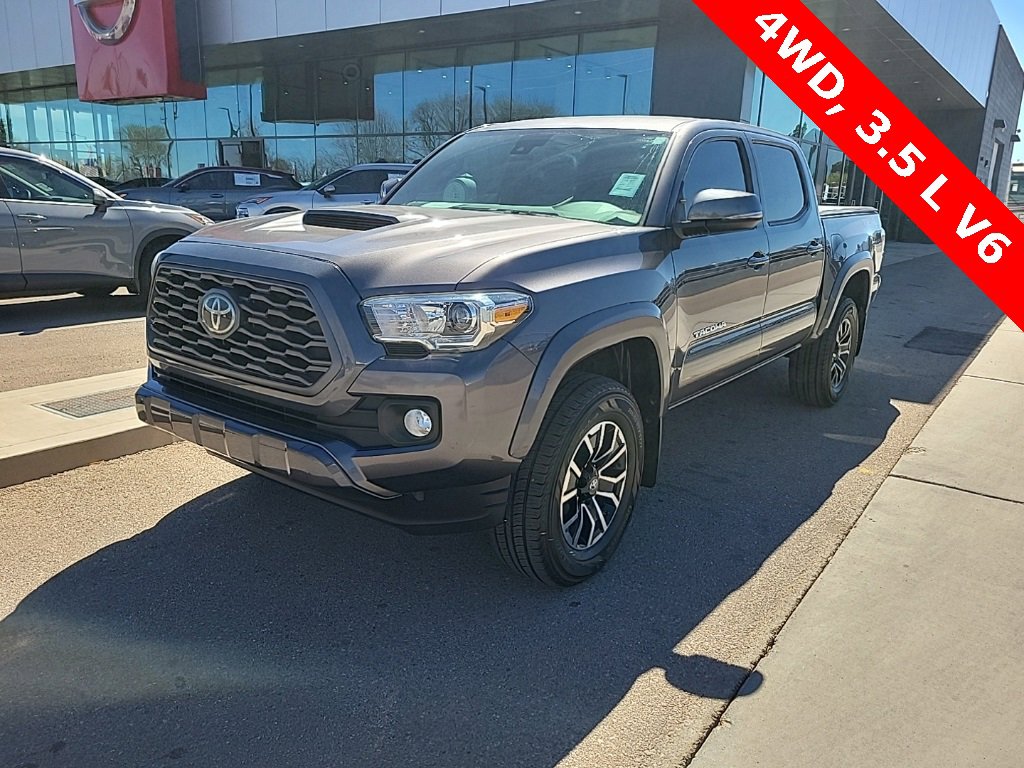 Used 2020 Toyota Tacoma TRD Sport image 3