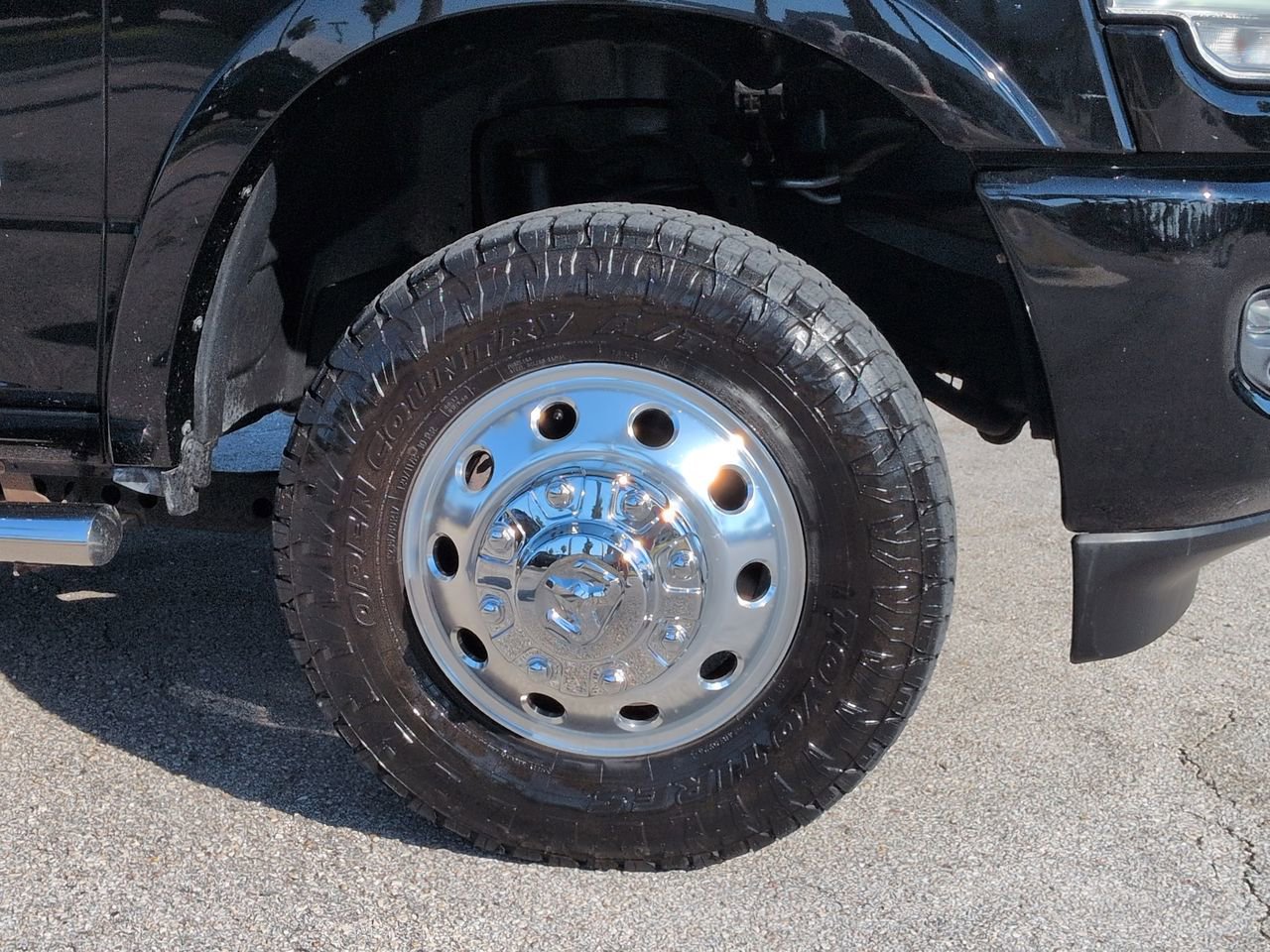 Used 2020 RAM 3500 Laramie AWD/4WD image 10