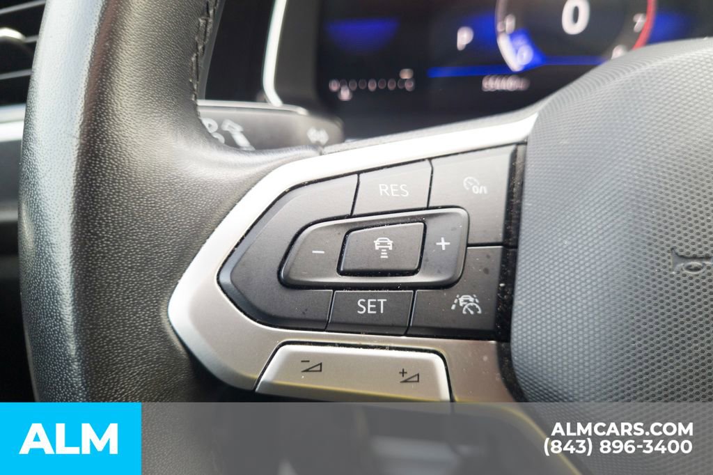 Used 2024 Volkswagen Jetta SE image 29