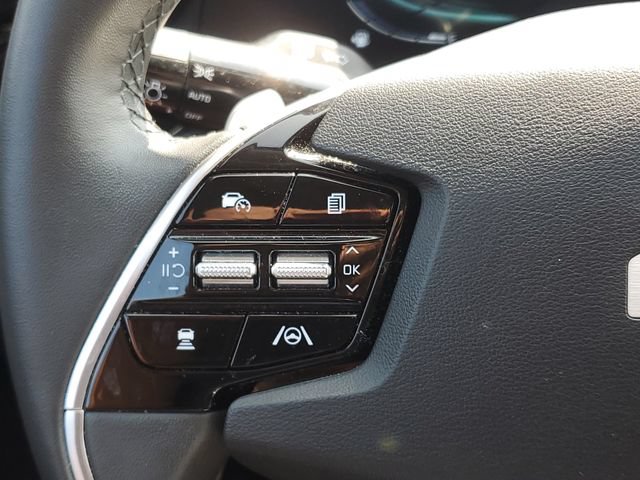 Certified 2024 Kia Niro EX FWD image 21