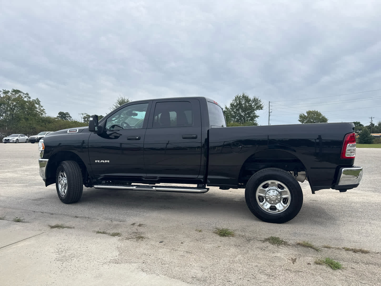 Used 2024 RAM 2500 Big Horn w/ Bed Utility Group image 4
