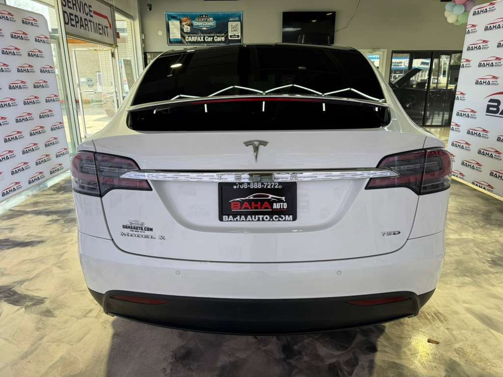 Used 2017 Tesla Model X 75D AWD/4WD image 9