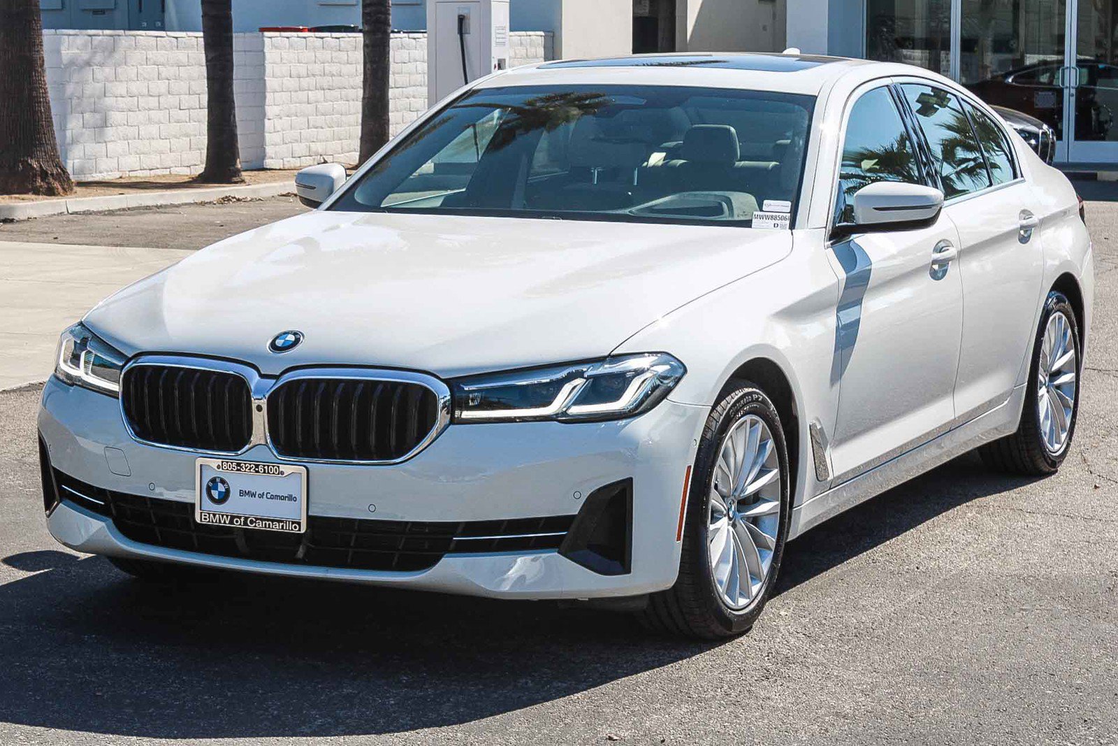 Used 2021 BMW 540i w/ Executive Package RWD image 3