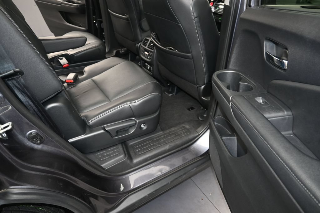 Used 2019 Honda Pilot Elite image 13