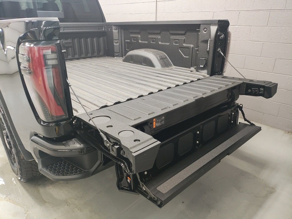 New 2026 GMC Sierra 2500 AT4 w/ Technology Package image 22