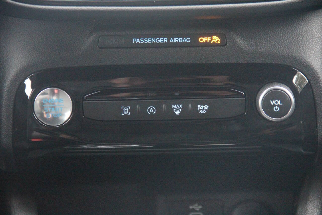 Certified 2024 Ford Escape ST-Line w/ Tech Pack #1 image 22