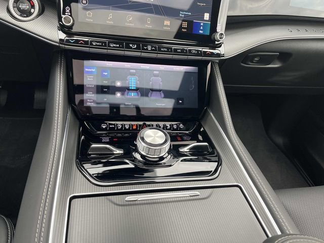 New 2026 Jeep Grand Wagoneer Summit w/ Premium Group III image 33