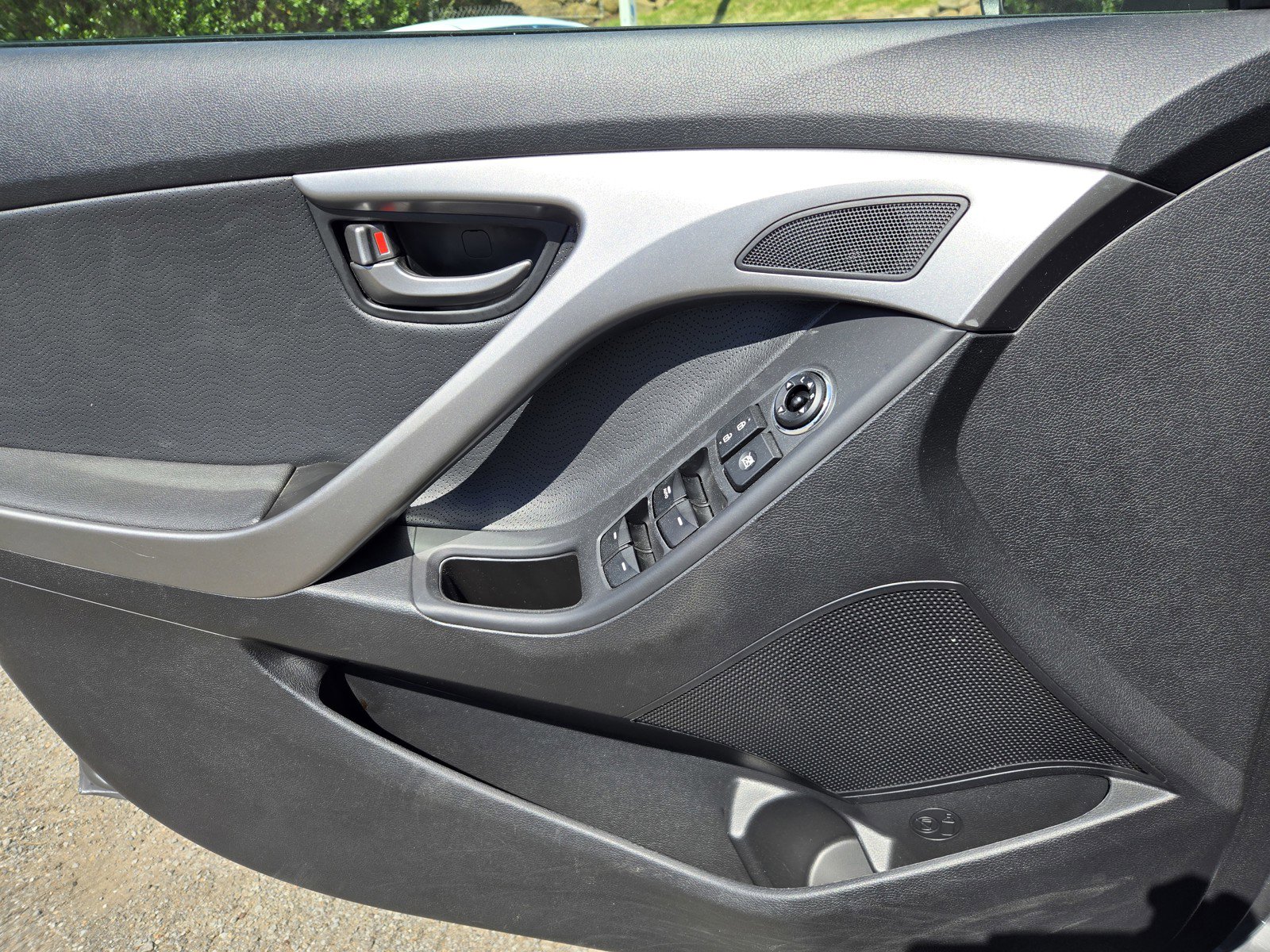 Used 2013 Hyundai Elantra Limited w/ Technology Pkg FWD image 26