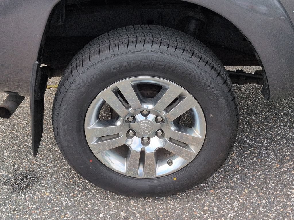 Used 2013 Toyota Tacoma 4x4 Double Cab w/ Limited Pkg image 27