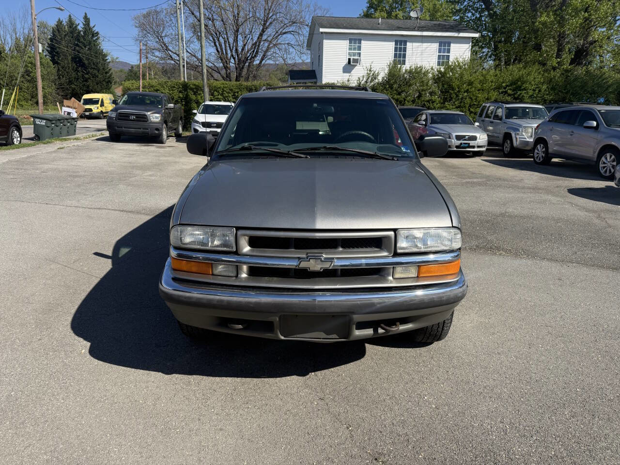 Used 2000 Chevrolet Blazer LT w/ LT Preferred Equipment Group image 3