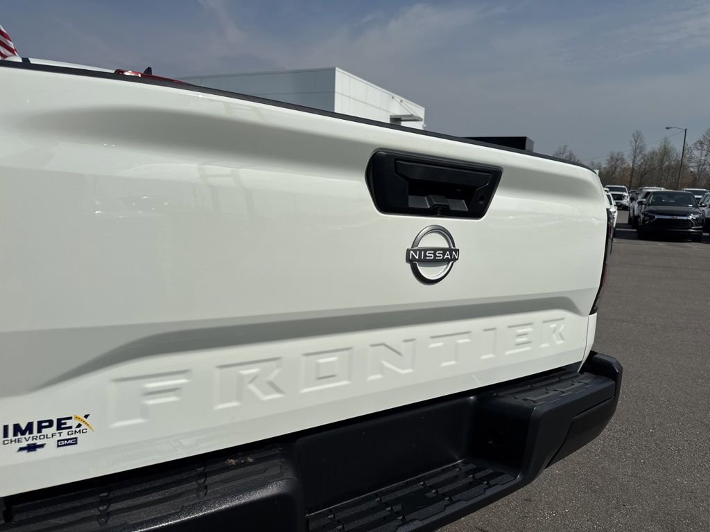 Used 2022 Nissan Frontier S image 25