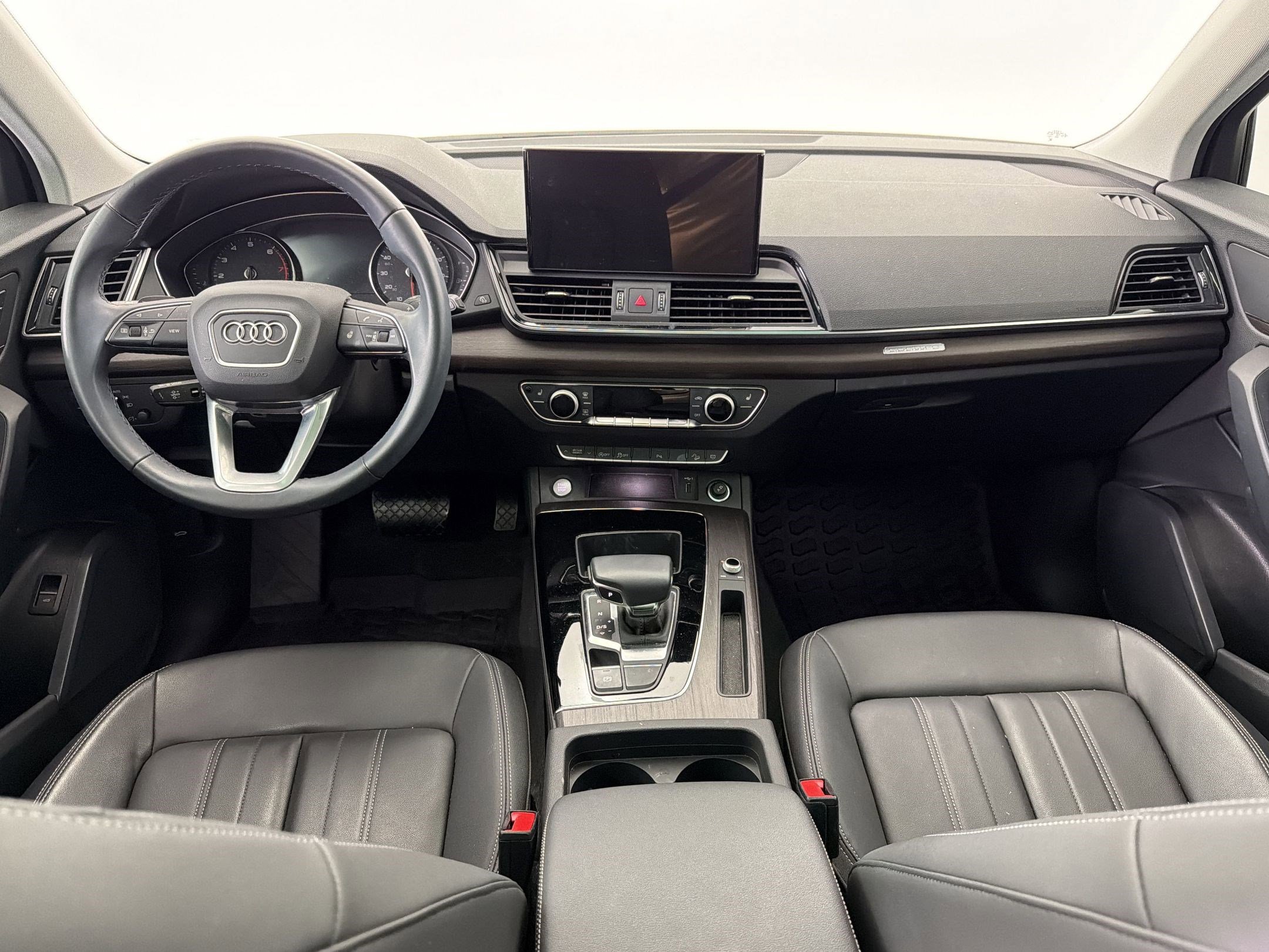Certified 2023 Audi Q5 2.0T Premium w/ Convenience Package image 16