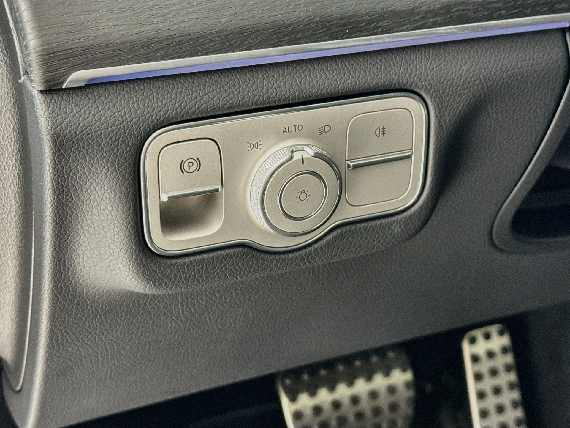 New 2027 Mercedes-Benz GLS 450 4MATIC image 11
