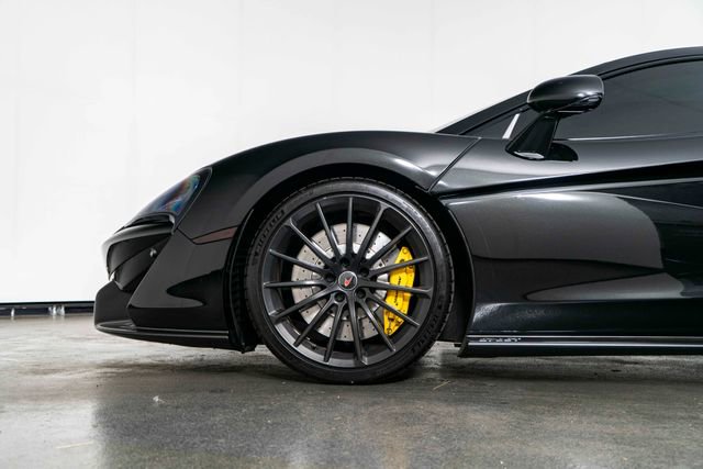 Used 2017 McLaren 570S RWD image 13