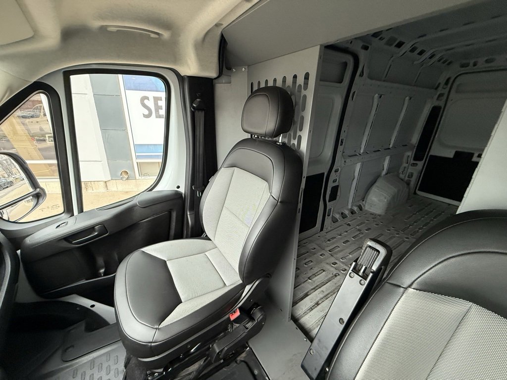 Used 2023 RAM ProMaster 2500 image 29