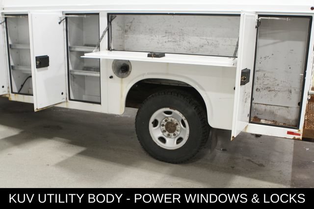 Used 2014 Chevrolet Express 3500 RWD image 25