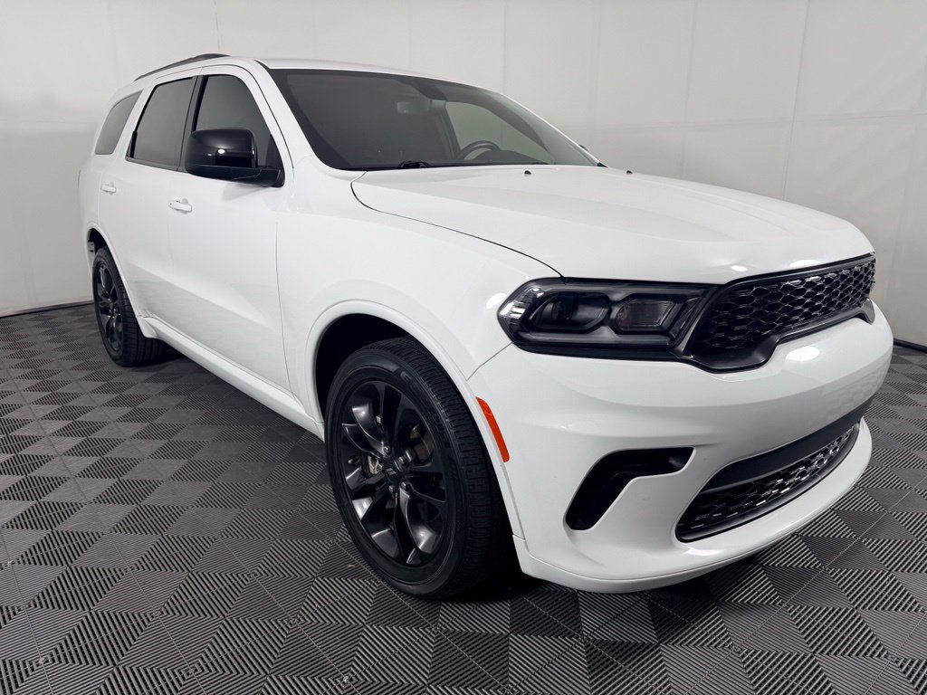 Used 2025 Dodge Durango GT w/ Blacktop Package RWD image 5