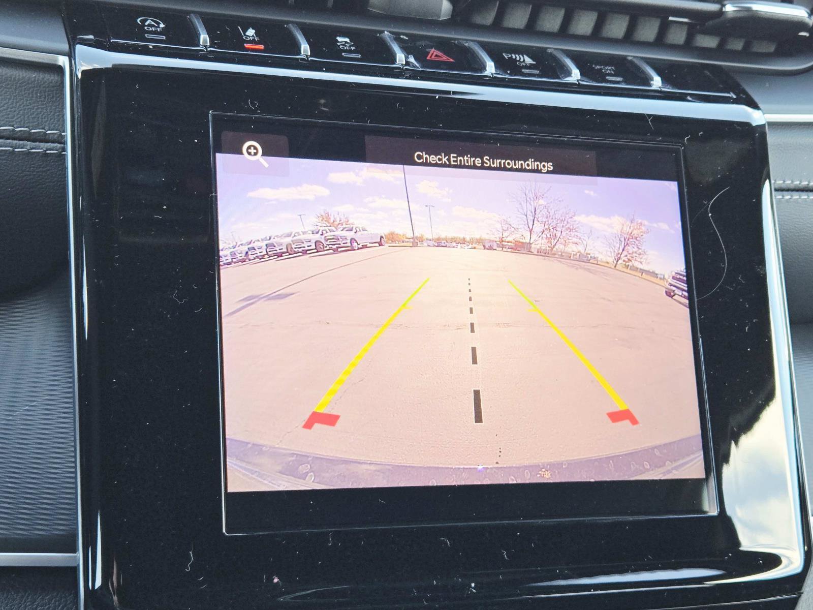 New 2025 Jeep Grand Cherokee Altitude image 22