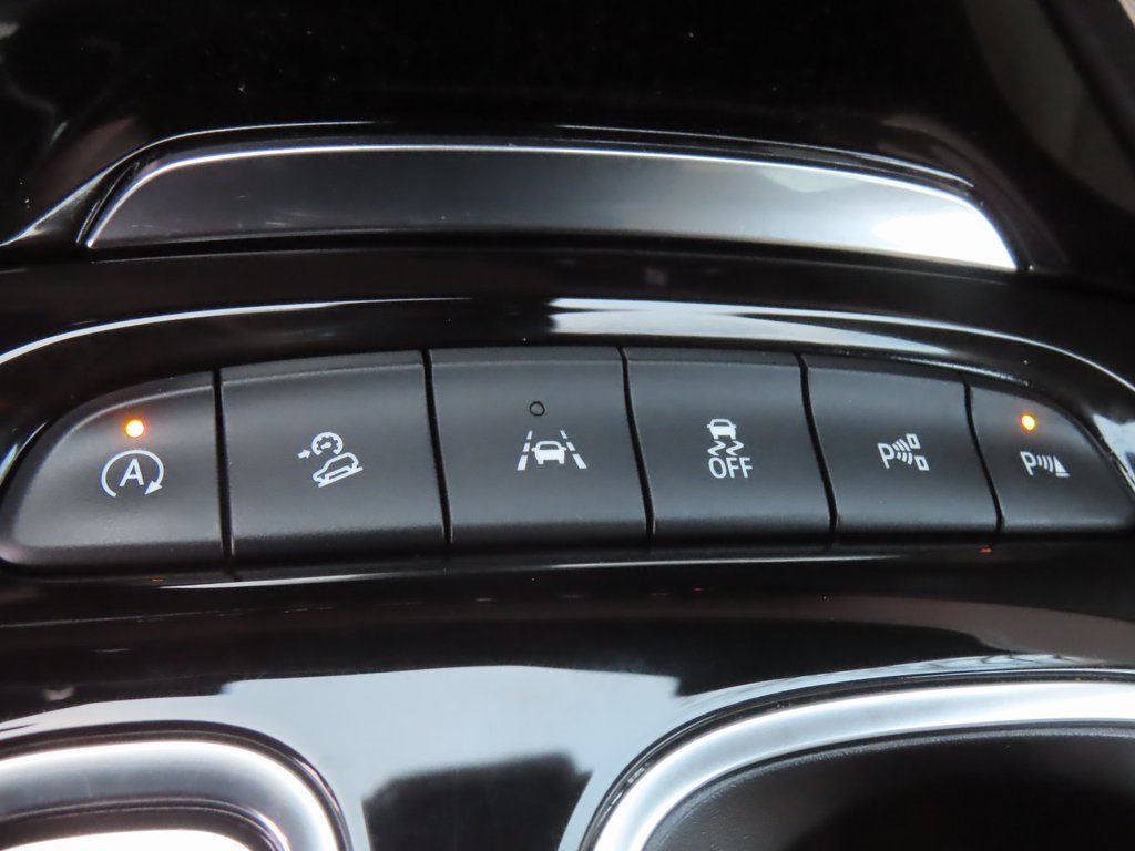 Used 2023 Buick Envision Avenir image 12