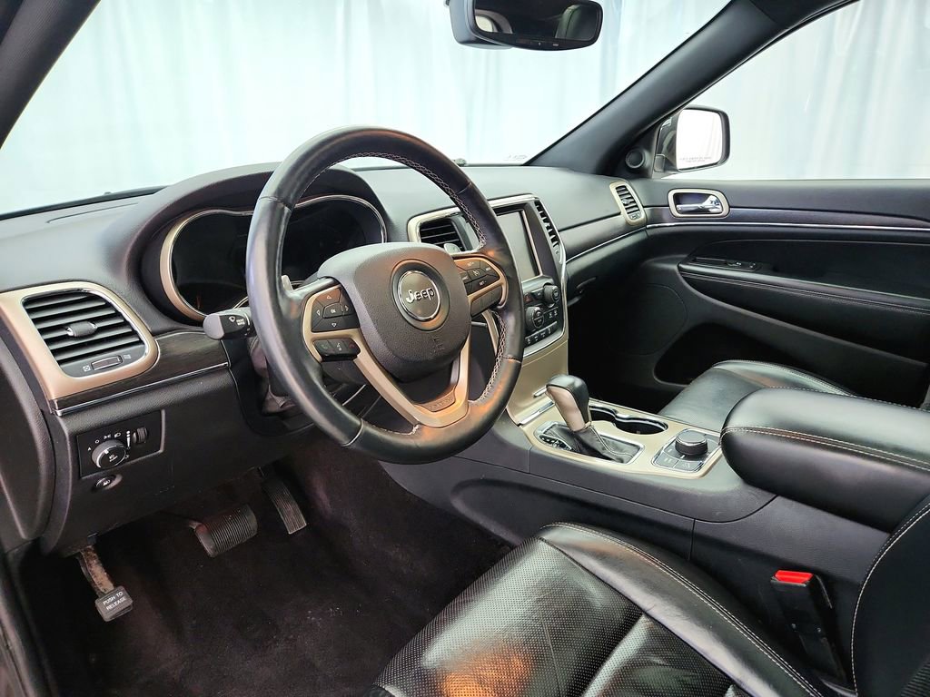 Used 2017 Jeep Grand Cherokee Limited w/ Luxury Group II AWD/4WD image 10