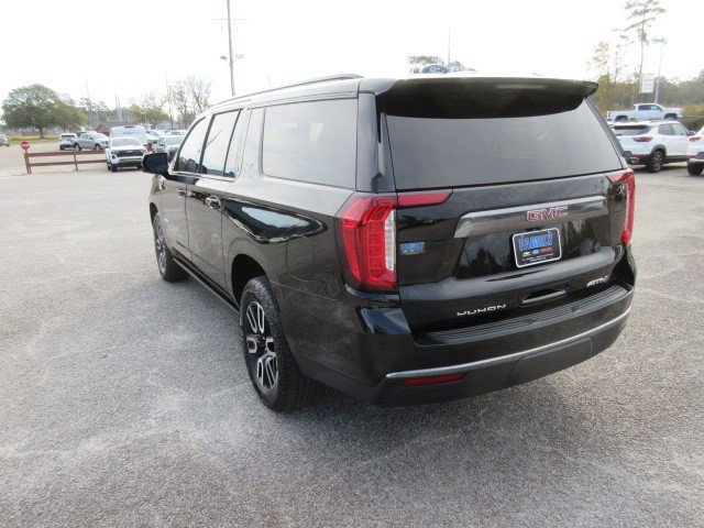Used 2023 GMC Yukon XL AT4 w/ AT4 Premium Package image 7