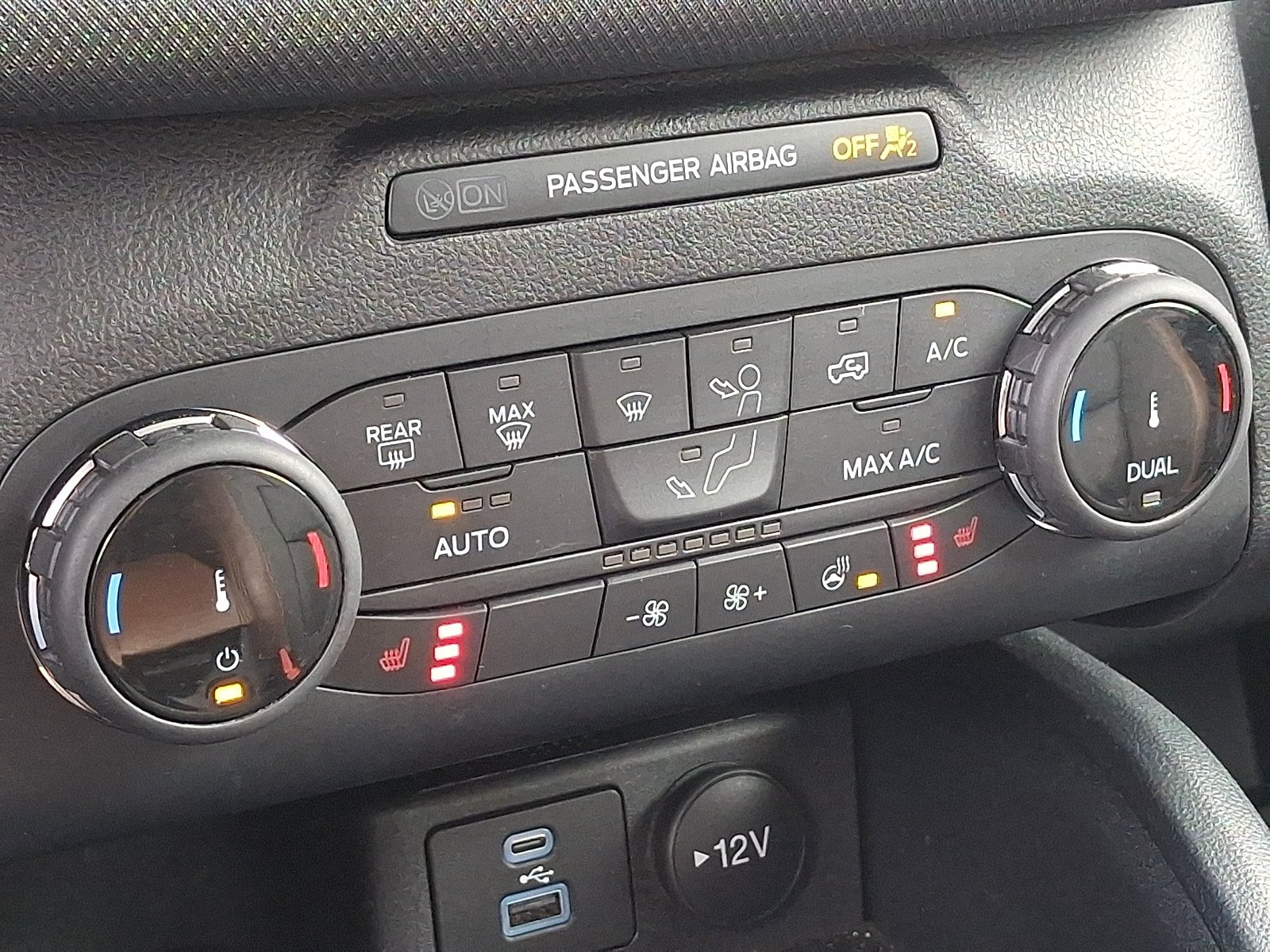 Used 2022 Ford Bronco Sport Outer Banks w/ Tech Package AWD/4WD image 15