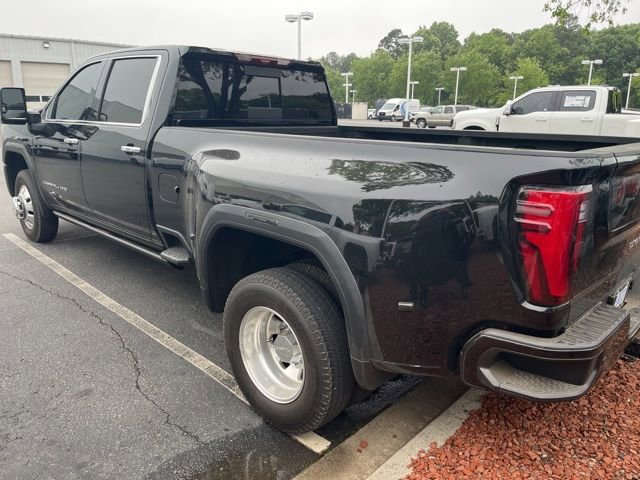 Used 2025 GMC Sierra 3500 Denali Ultimate AWD/4WD image 4