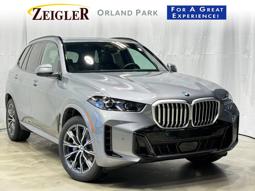 Used 2026 BMW X5 xDrive40i w/ M Sport Package AWD/4WD image 1
