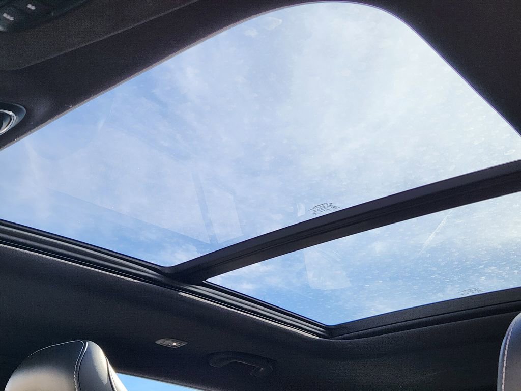 Used 2024 Jeep Grand Cherokee L Limited w/ Luxury Tech Group II image 24