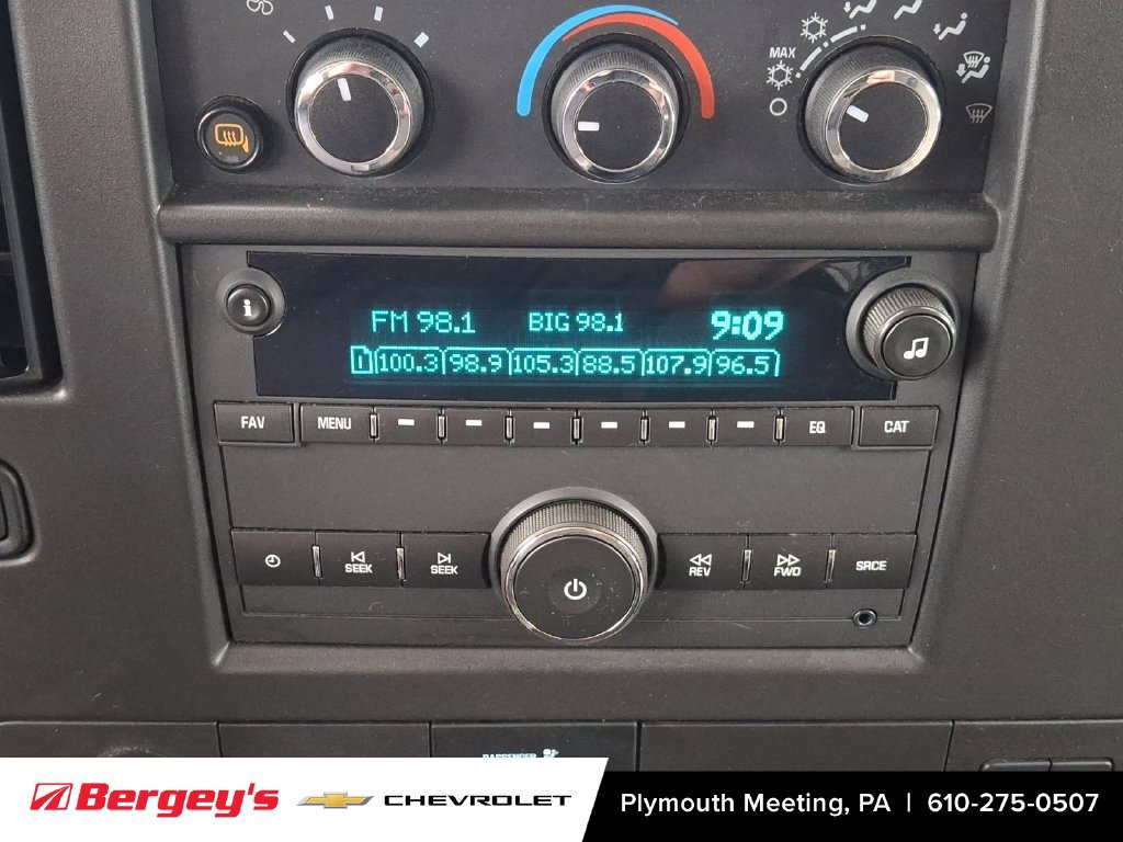 Certified 2025 Chevrolet Express 3500 LT w/ LT Preferred Equipment Group RWD image 18