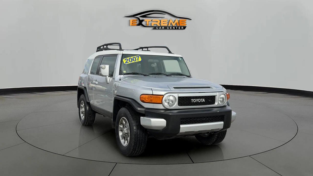 Used 2007 Toyota FJ Cruiser 4WD image 10